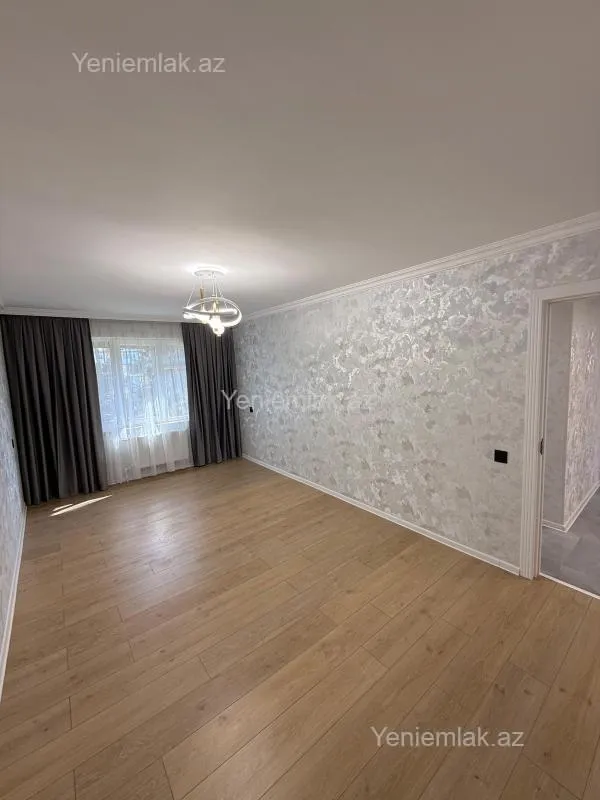 Satılır 3 otaqlı köhnə tikili 75 m²