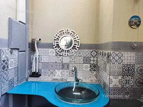Satılır 4 otaqlı həyət evi 100 m²