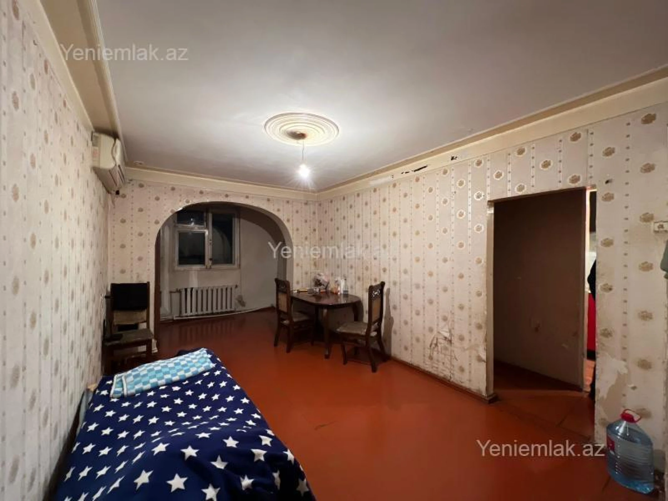 Satılır 2 otaqlı köhnə tikili 37 m²