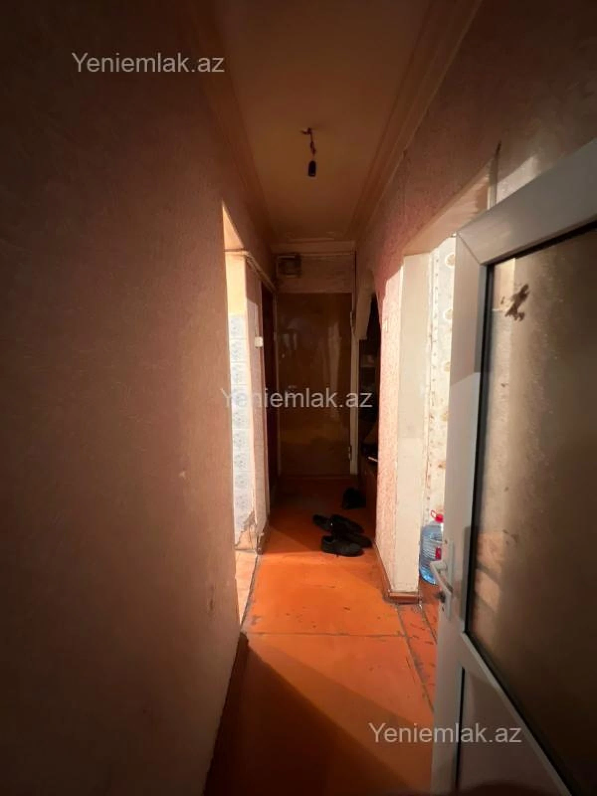Satılır 2 otaqlı köhnə tikili 37 m²
