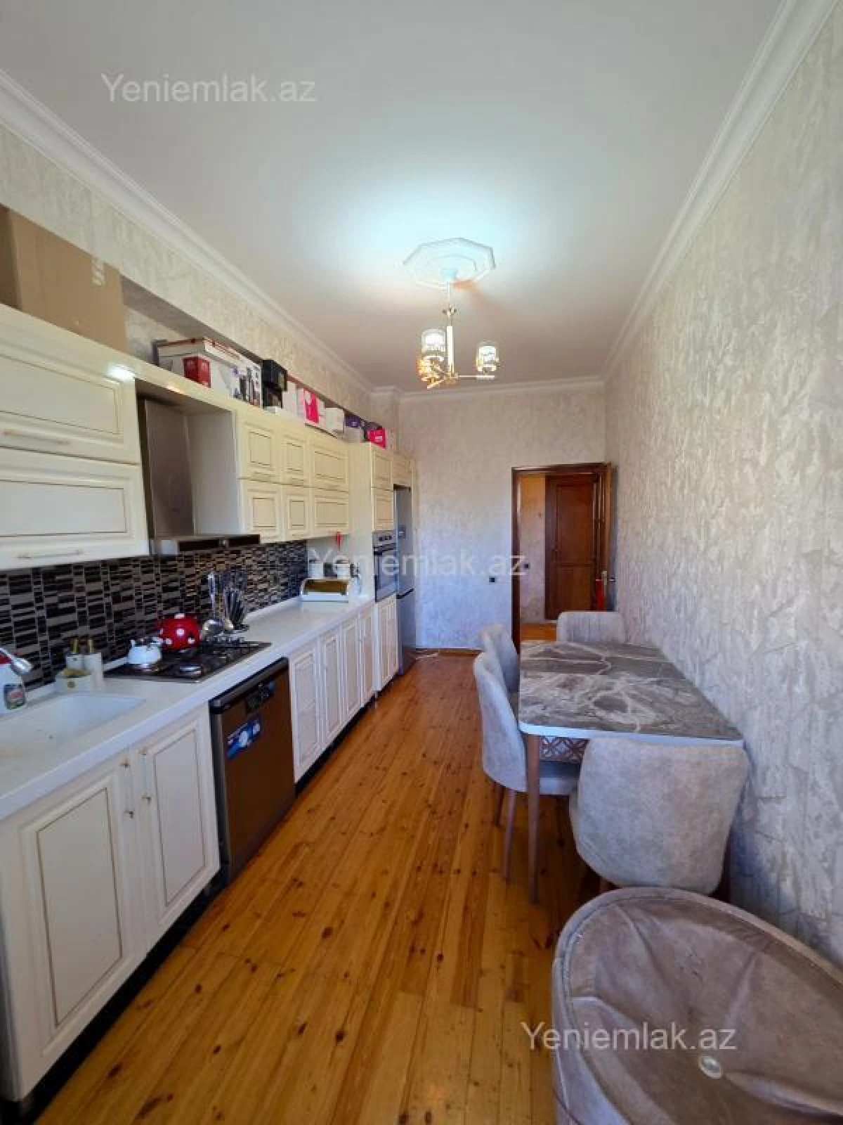 Satılır 2 otaqlı yeni tikili 78 m²