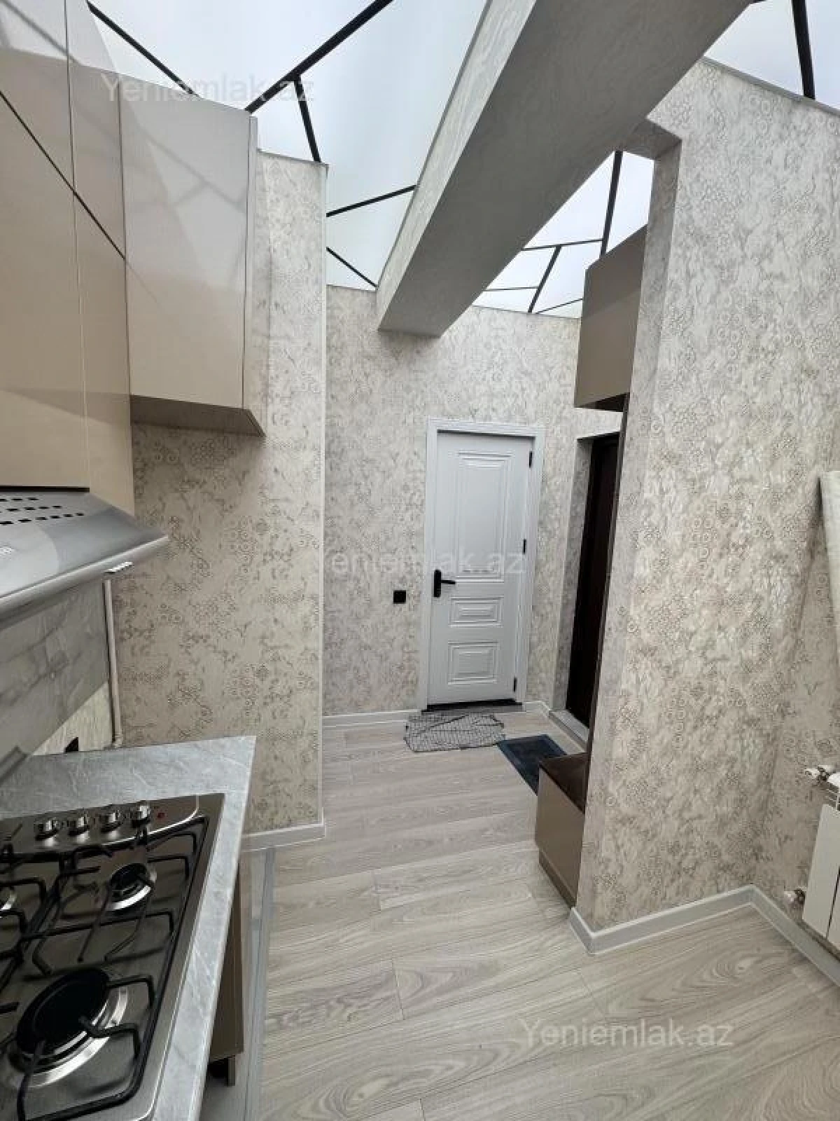 Satılır 2 otaqlı yeni tikili 53 m²