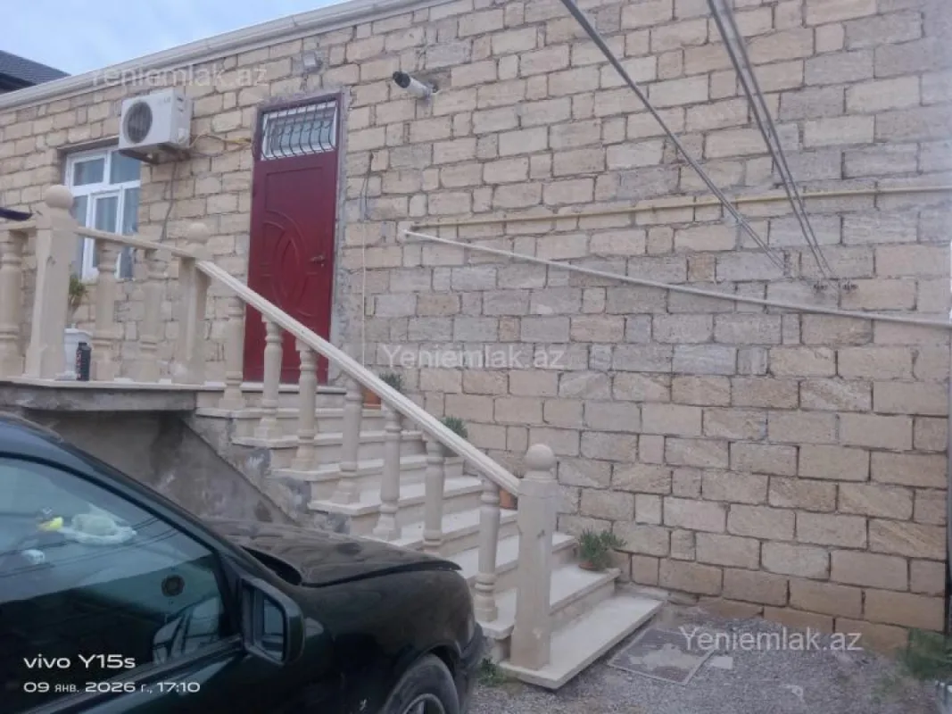 Satılır 4 otaqlı həyət evi 140 m²