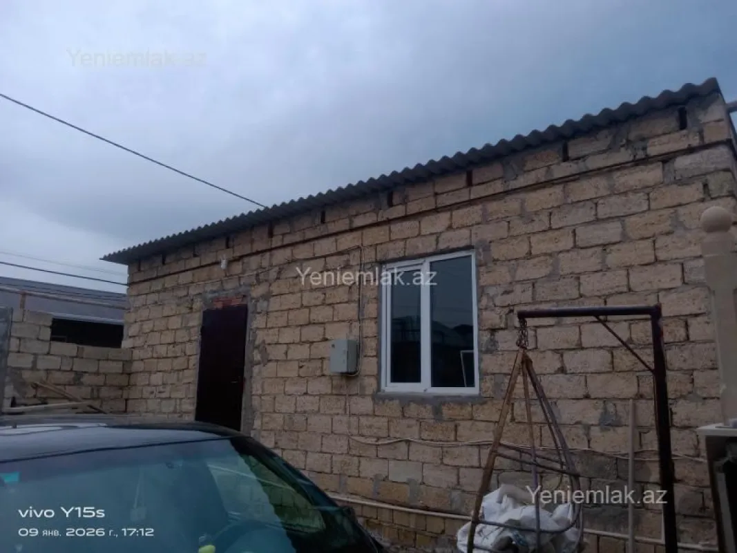 Satılır 4 otaqlı həyət evi 140 m²