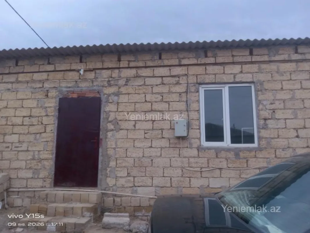 Satılır 4 otaqlı həyət evi 140 m²