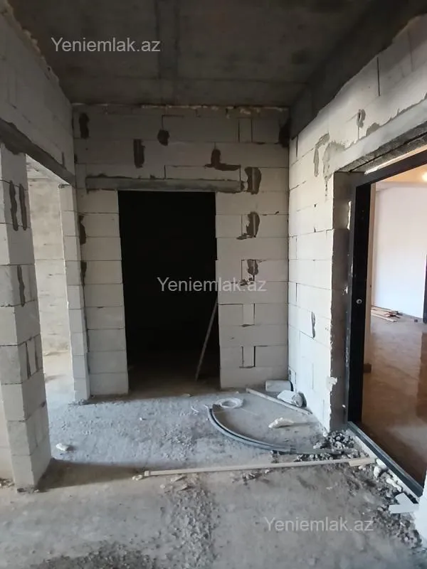 Satılır 3 otaqlı yeni tikili 86 m²