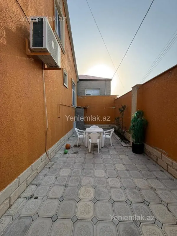 Satılır 3 otaqlı həyət evi 95 m²