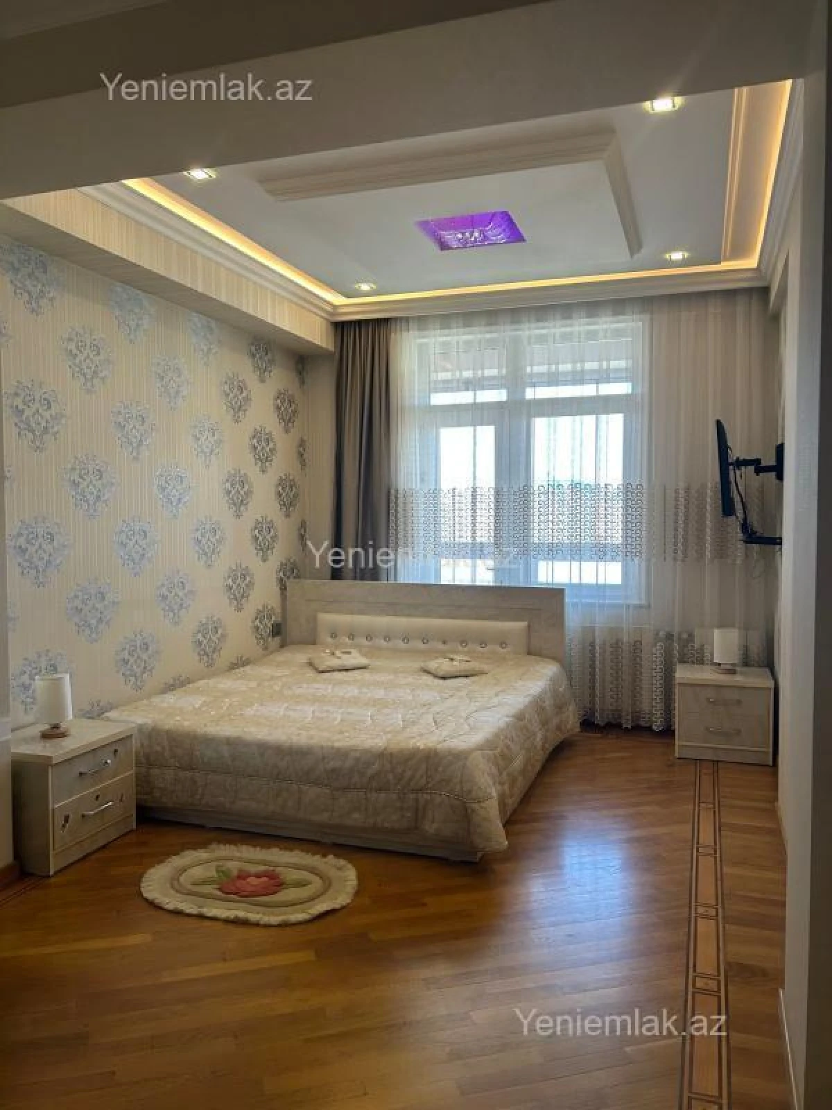 Satılır 3 otaqlı yeni tikili 135 m²