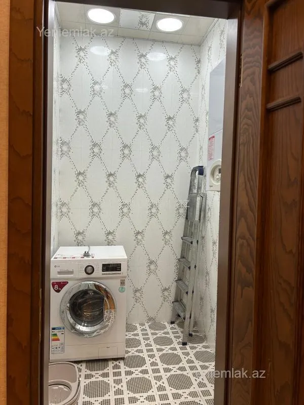 Satılır 3 otaqlı yeni tikili 135 m²