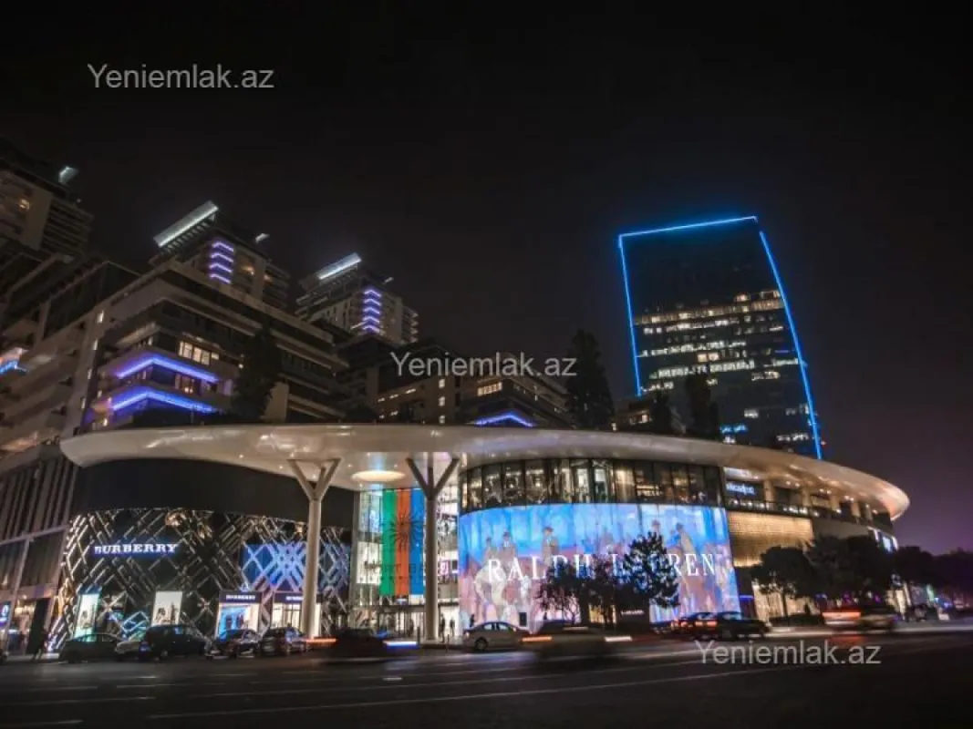 Satılır 4 otaqlı yeni tikili 180 m²