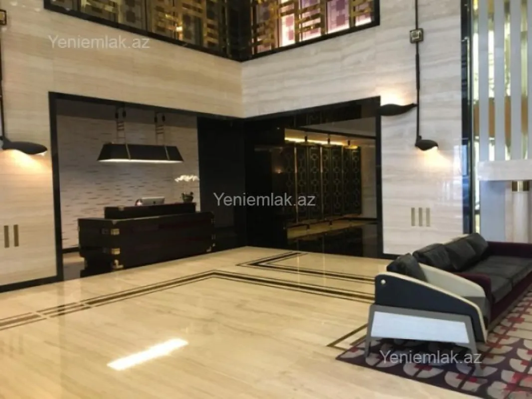Satılır 4 otaqlı yeni tikili 180 m²