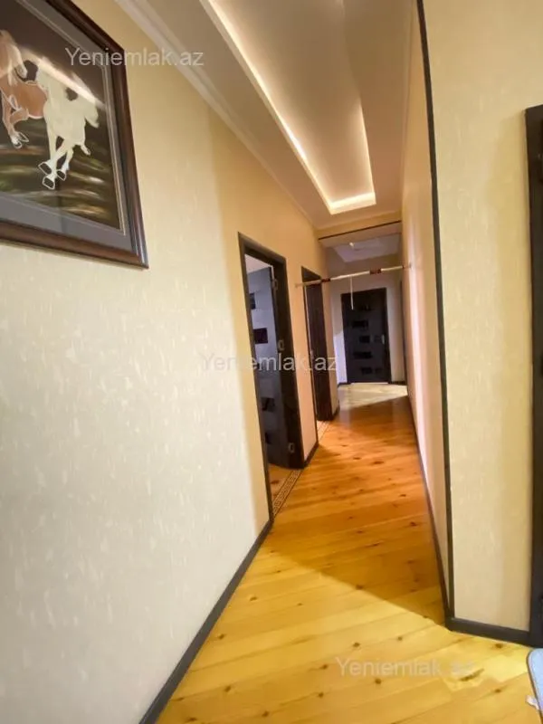Satılır 3 otaqlı yeni tikili 110 m²