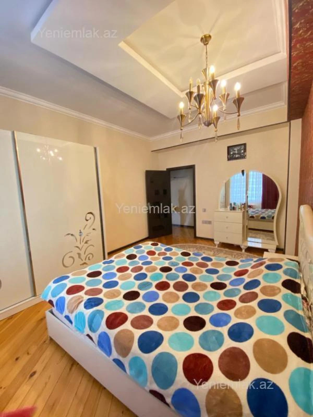 Satılır 3 otaqlı yeni tikili 110 m²