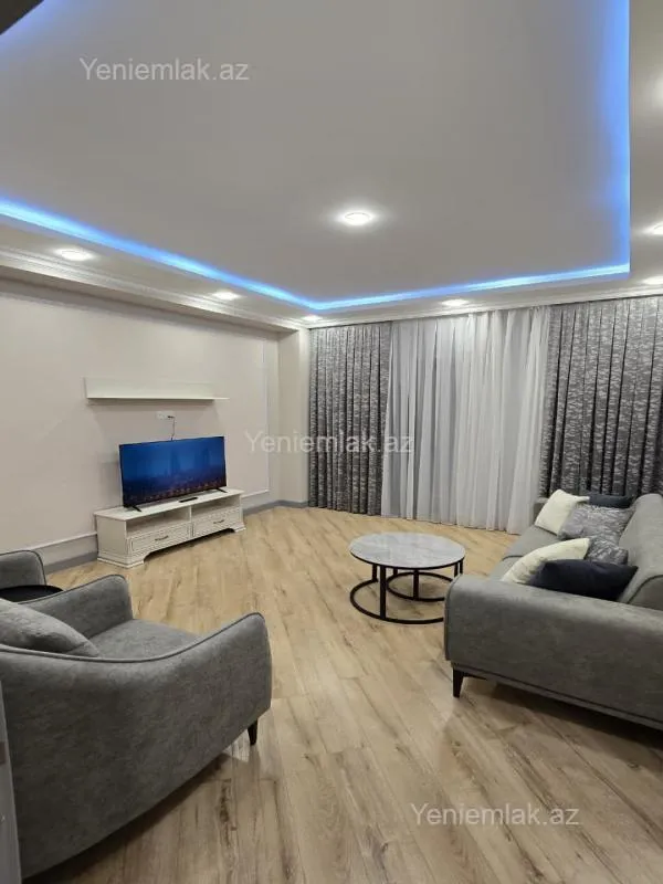 Satılır 2 otaqlı yeni tikili 82 m²