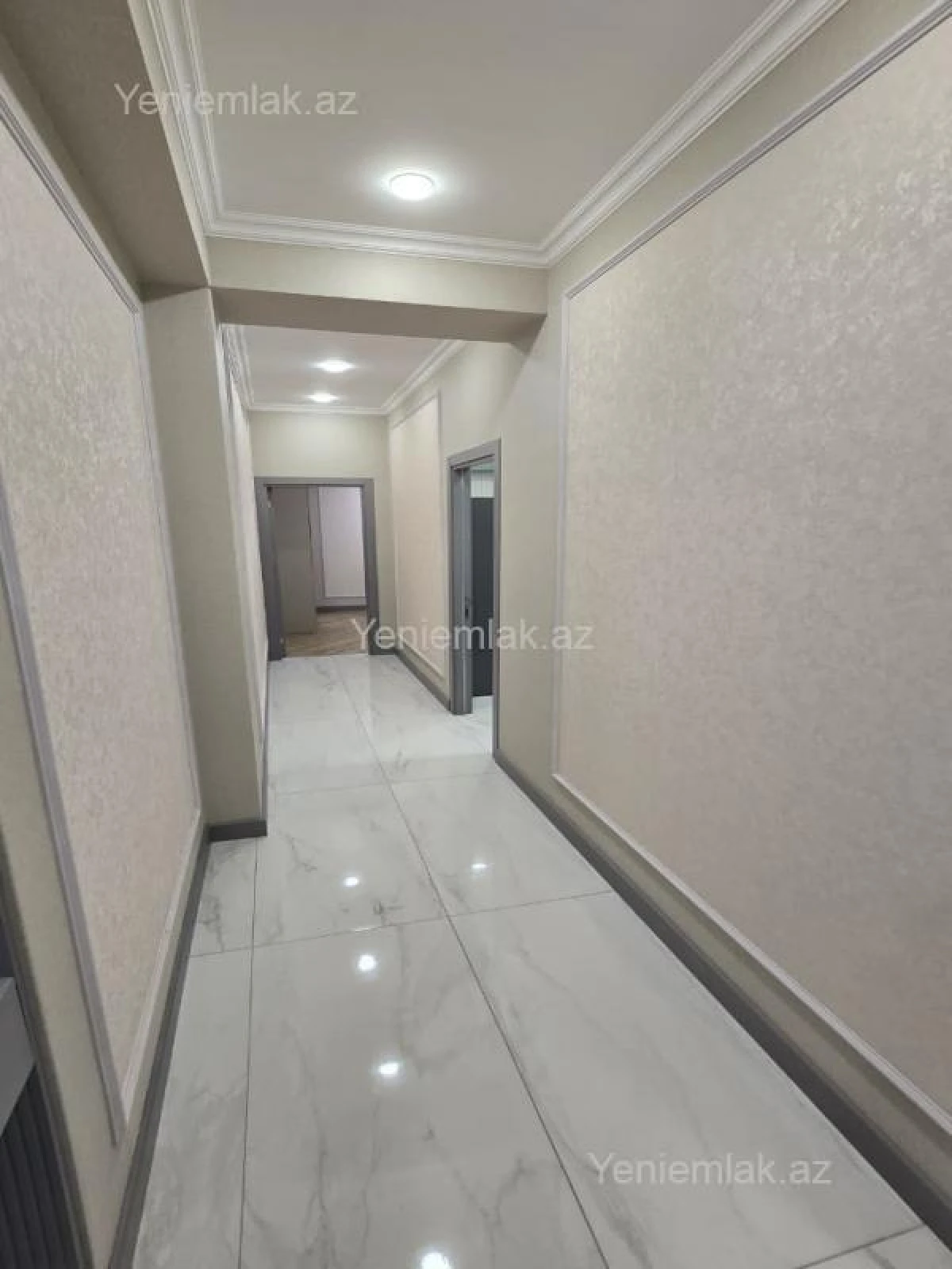 Satılır 2 otaqlı yeni tikili 82 m²