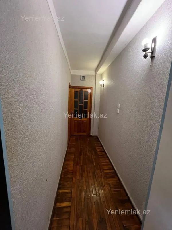 Satılır 3 otaqlı köhnə tikili 65 m²