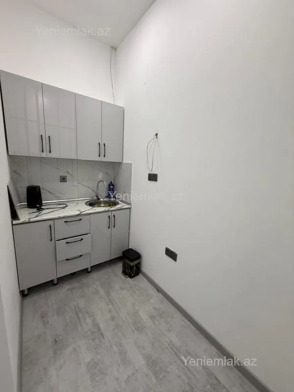 Satılır 7 otaqlı obyekt 47 m²