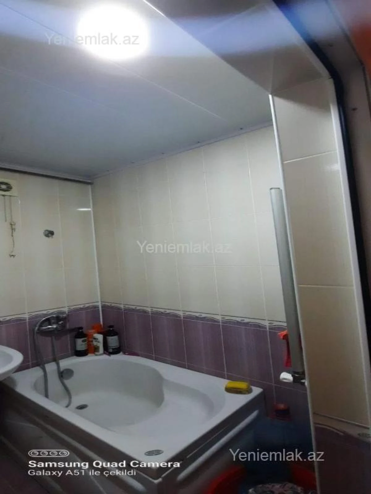 Satılır 4 otaqlı köhnə tikili 90 m²