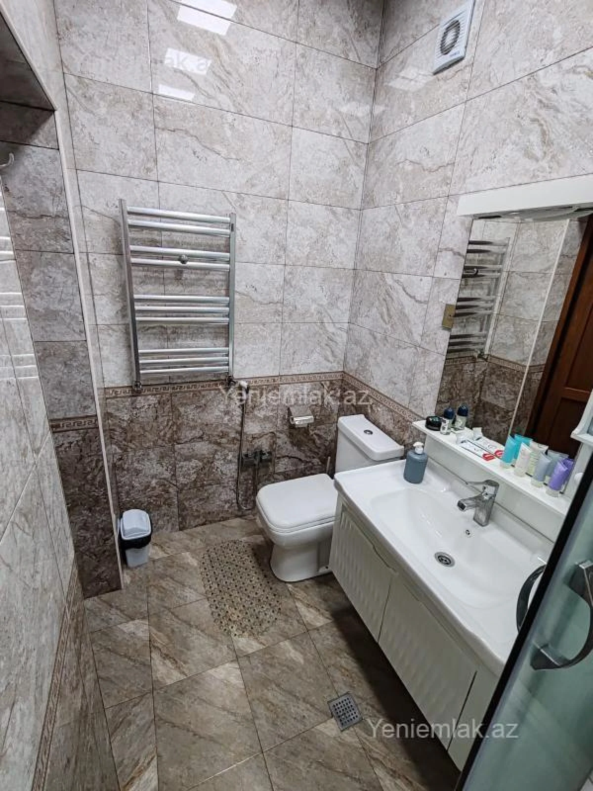 Satılır 2 otaqlı yeni tikili 56 m²