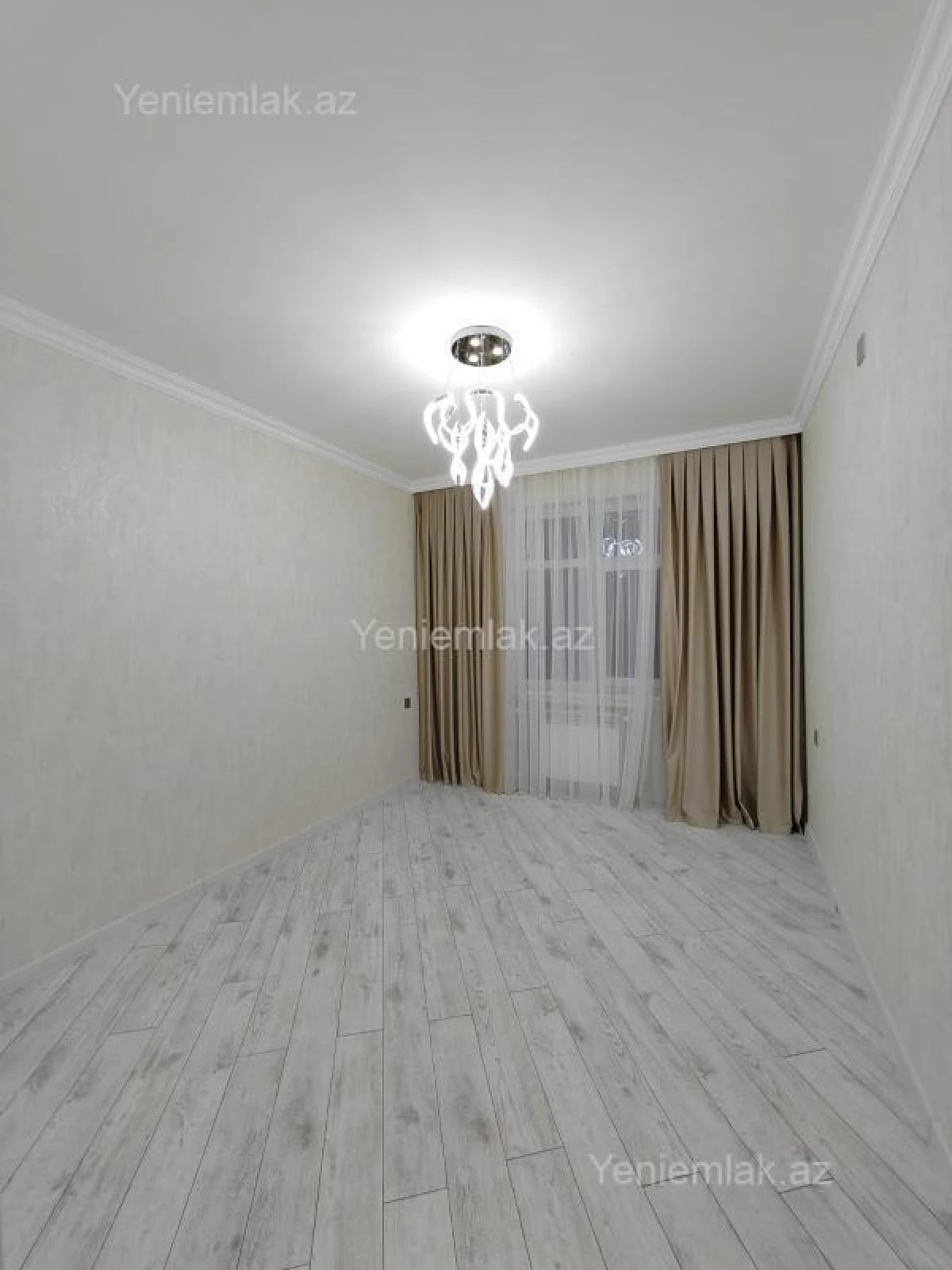 Satılır 3 otaqlı köhnə tikili 60 m²