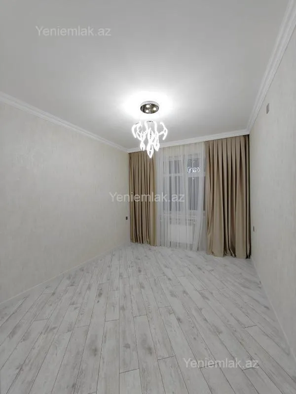 Satılır 3 otaqlı köhnə tikili 60 m²