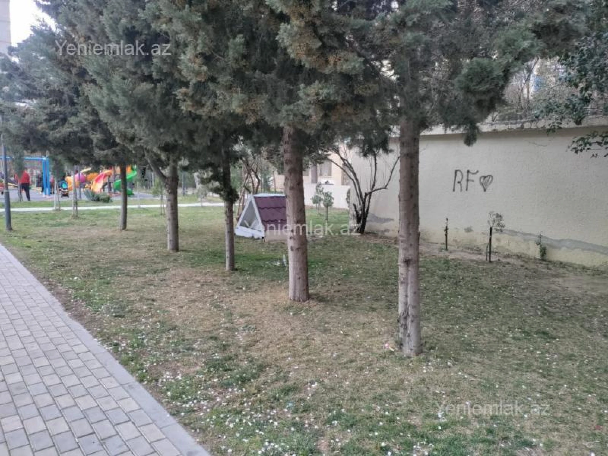 Satılır 3 otaqlı köhnə tikili 60 m²