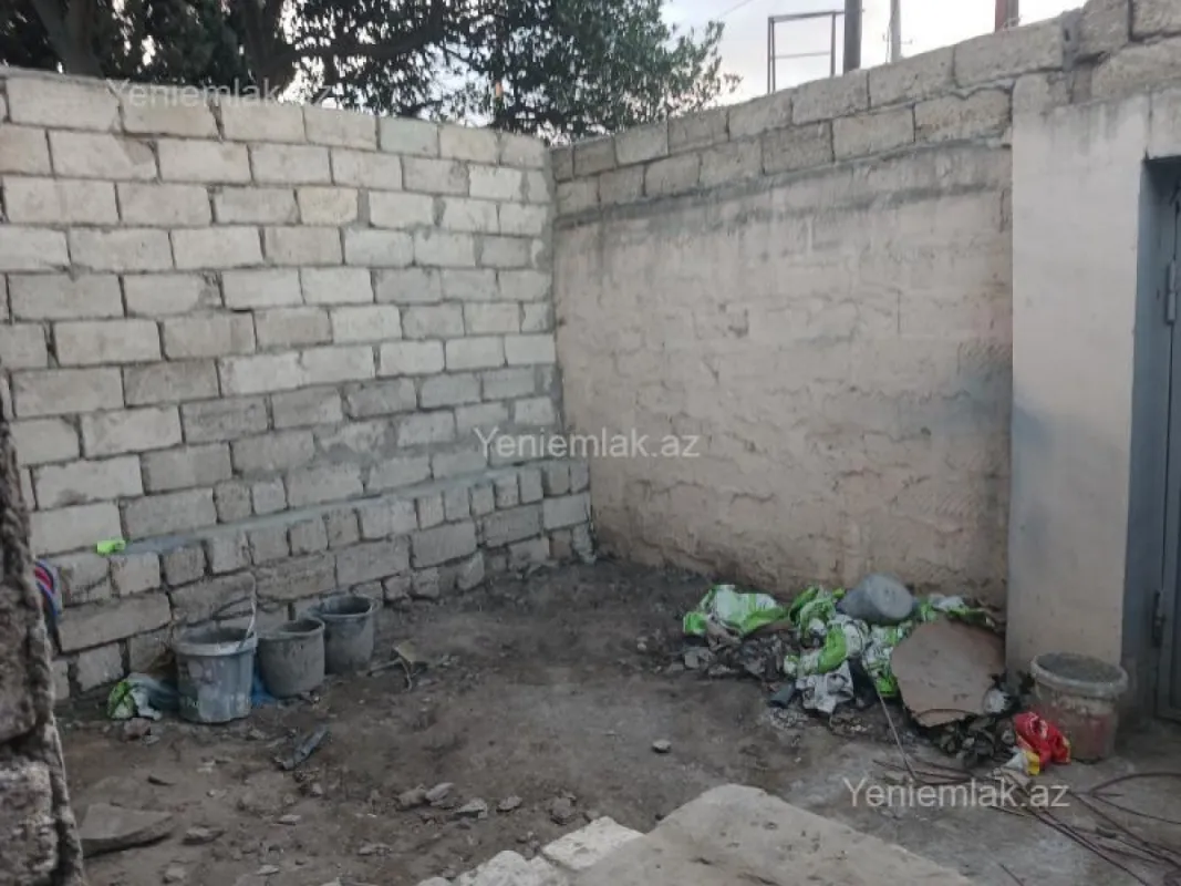Satılır 2 otaqlı həyət evi 81 m²