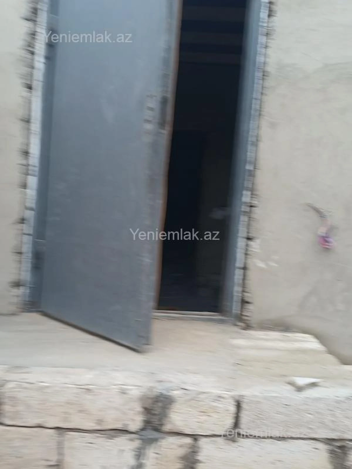 Satılır 2 otaqlı həyət evi 81 m²