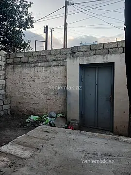 Satılır 2 otaqlı həyət evi 81 m²
