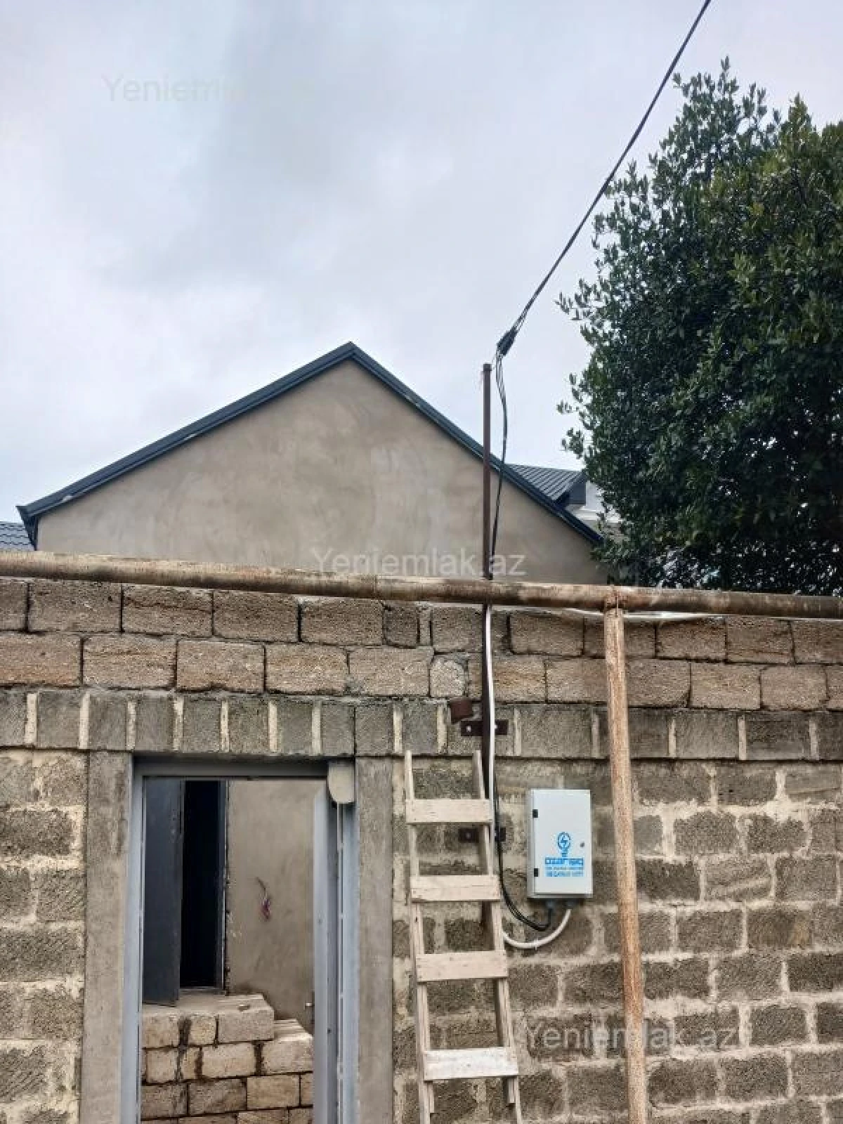 Satılır 2 otaqlı həyət evi 81 m²