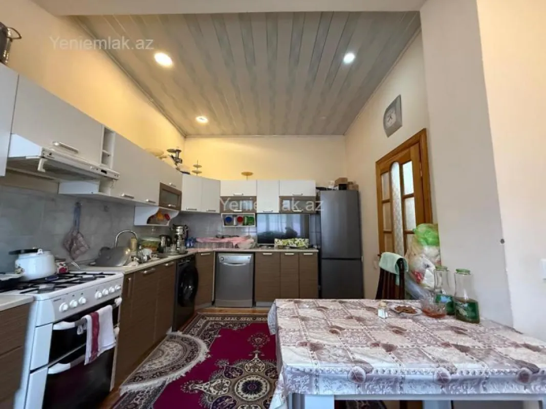 Satılır 5 otaqlı həyət evi 110 m²