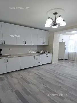 Satılır 2 otaqlı köhnə tikili 75 m²