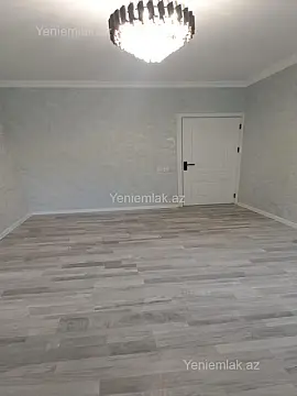 Satılır 2 otaqlı köhnə tikili 75 m²