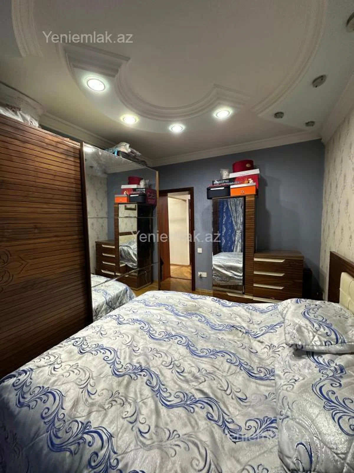 Satılır 3 otaqlı köhnə tikili 80 m²