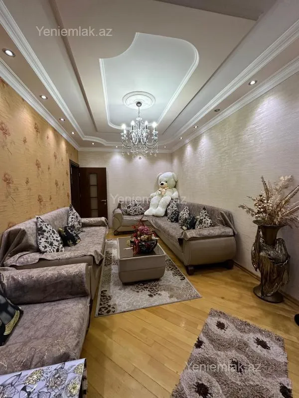 Satılır 3 otaqlı köhnə tikili 80 m²