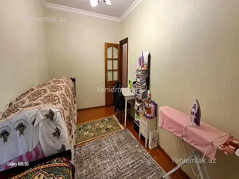 Satılır 4 otaqlı köhnə tikili 99 m²