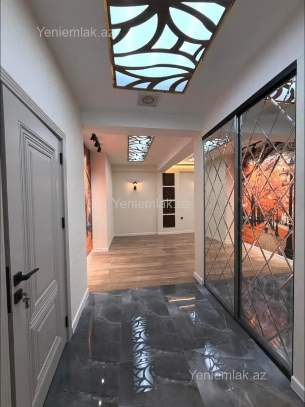 Satılır 3 otaqlı yeni tikili 100 m²