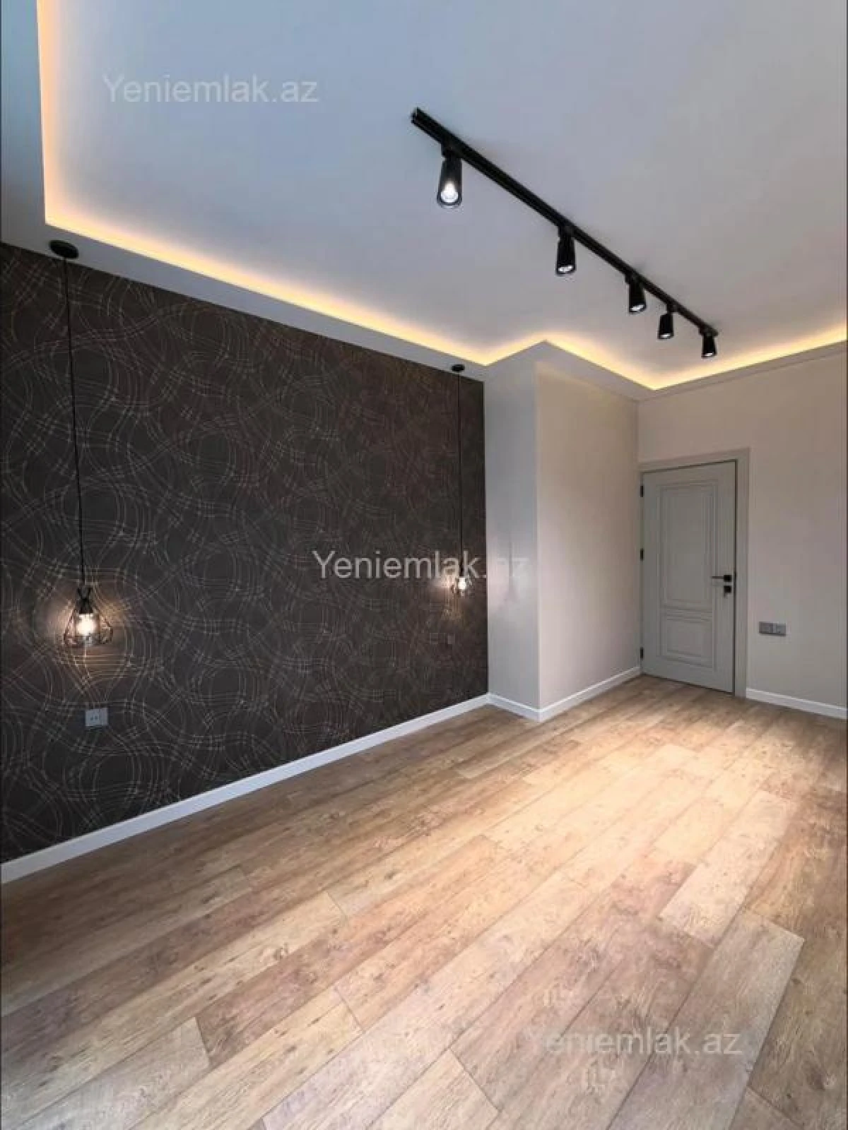 Satılır 3 otaqlı yeni tikili 100 m²