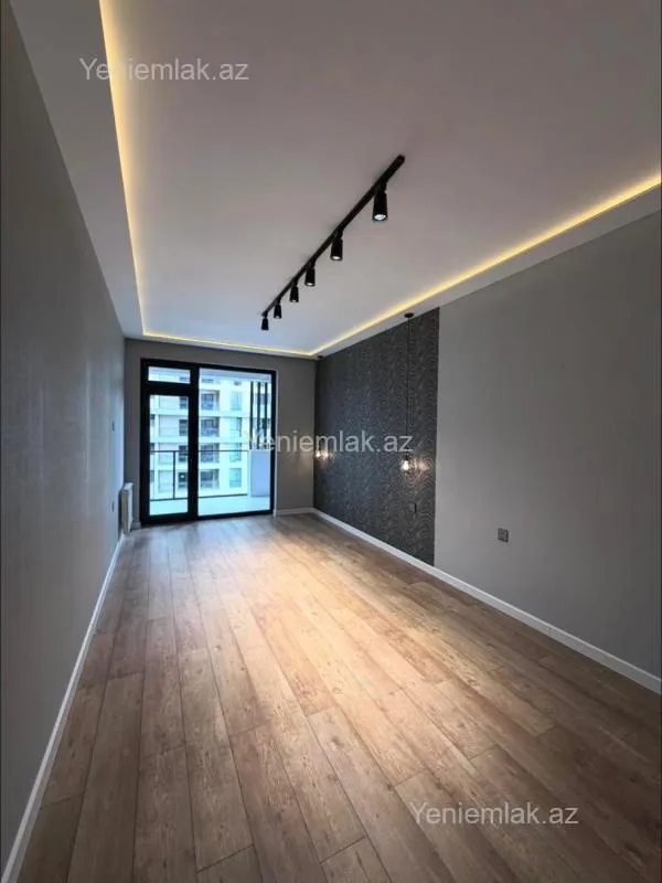 Satılır 3 otaqlı yeni tikili 100 m²