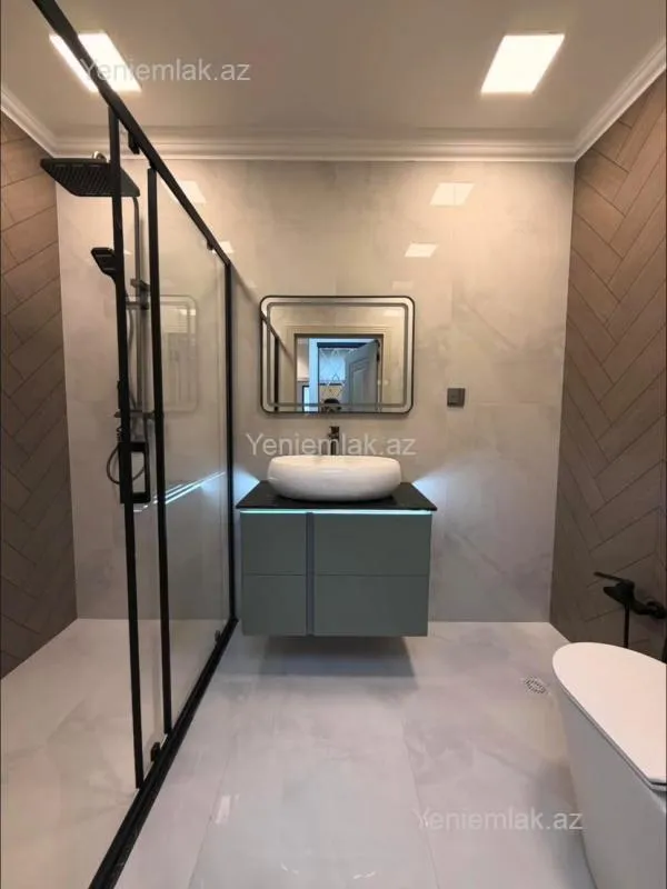 Satılır 3 otaqlı yeni tikili 100 m²