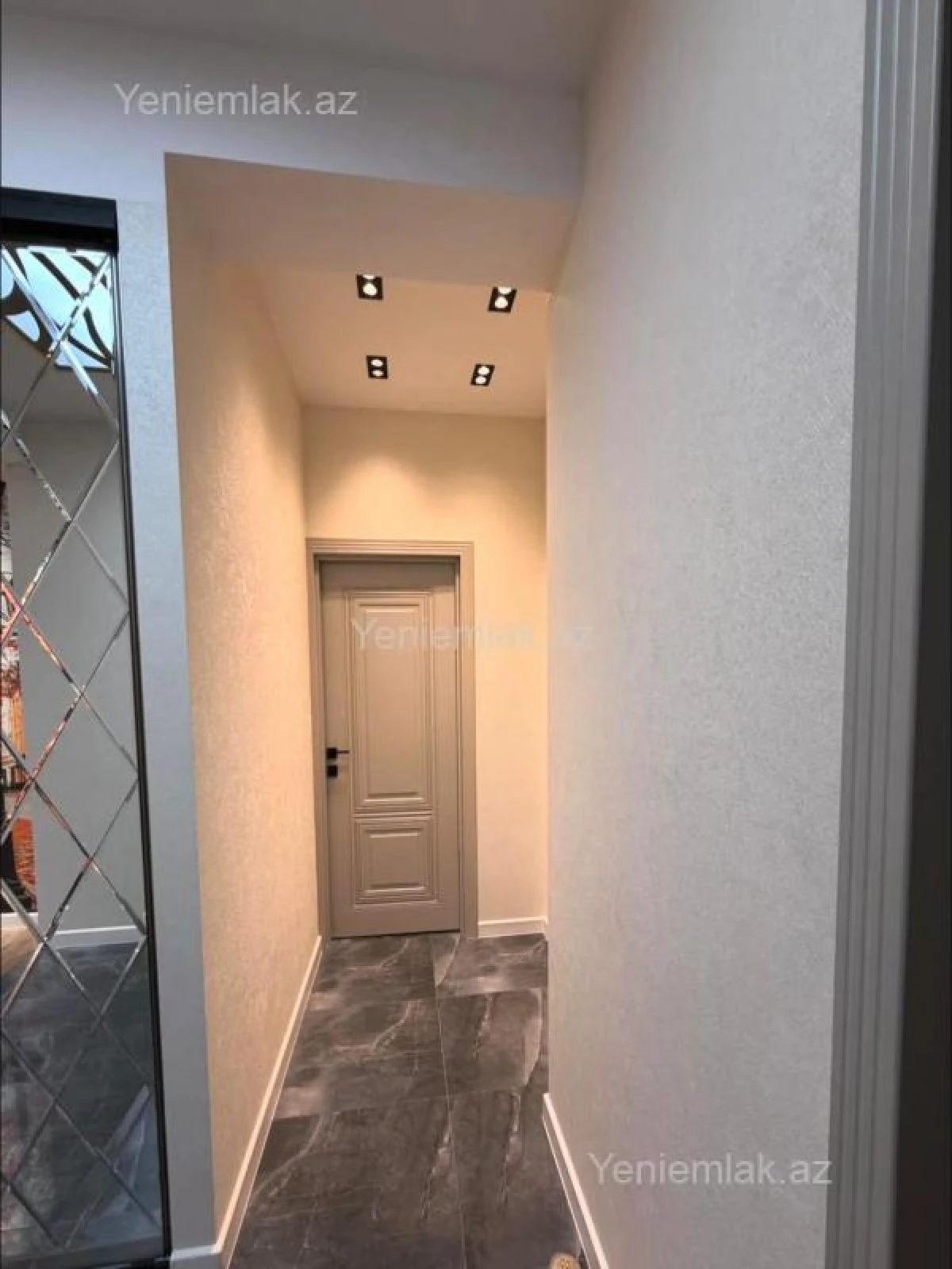 Satılır 3 otaqlı yeni tikili 100 m²