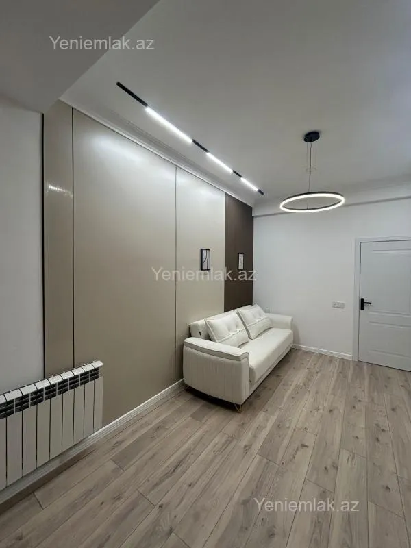 Satılır 2 otaqlı yeni tikili 55 m²