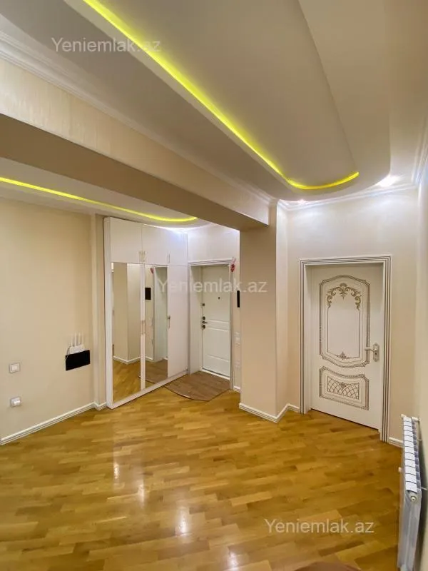 Satılır 3 otaqlı yeni tikili 123 m²