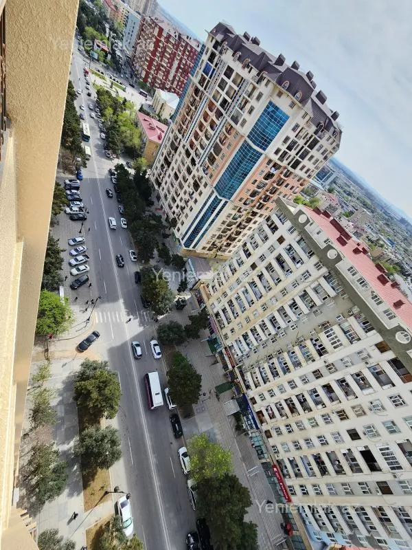 Satılır 2 otaqlı yeni tikili 100 m²