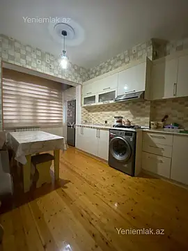 Satılır 2 otaqlı köhnə tikili 60 m²