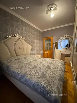 Satılır 2 otaqlı köhnə tikili 60 m²