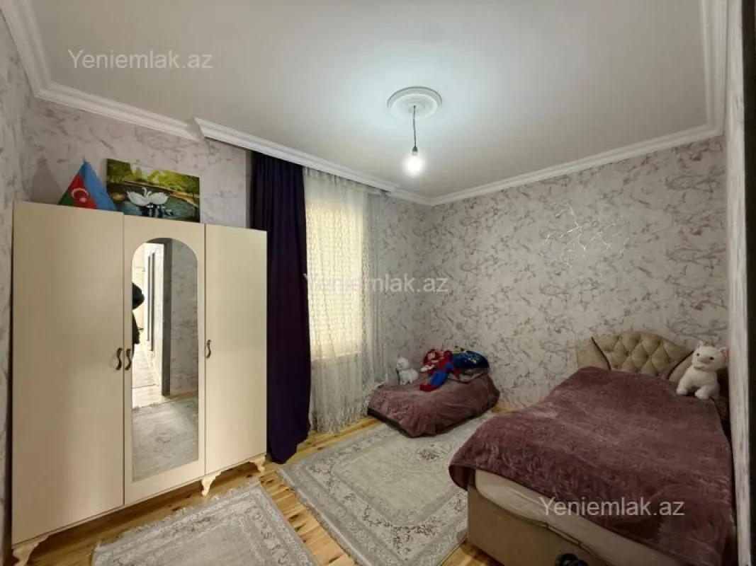 Satılır 4 otaqlı həyət evi 120 m²