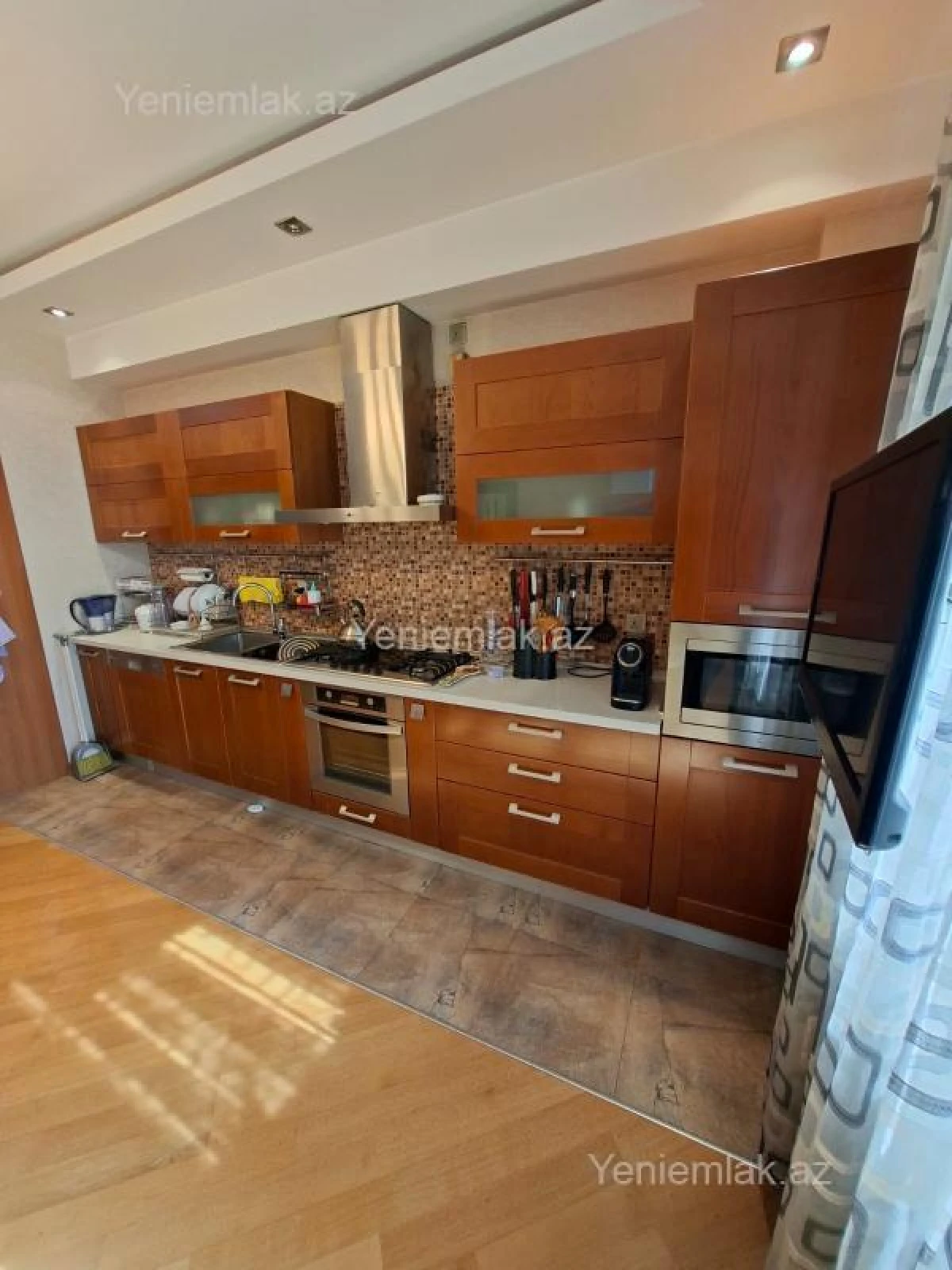 Satılır 3 otaqlı yeni tikili 159 m²