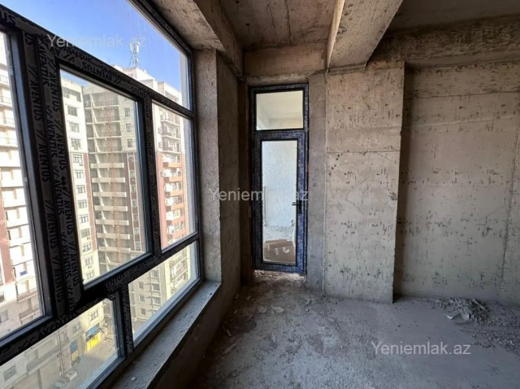 Satılır 2 otaqlı yeni tikili 68.5 m²