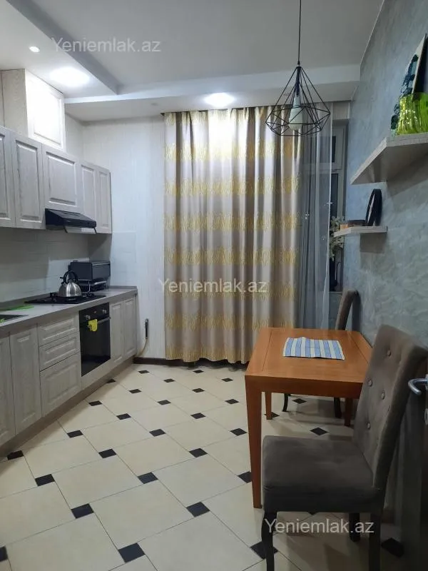 Satılır 3 otaqlı yeni tikili 138 m²